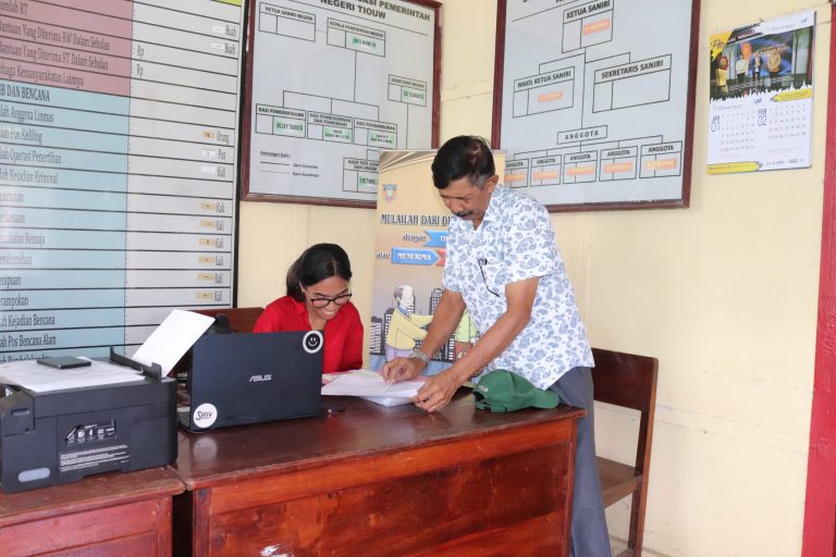 kantor 4